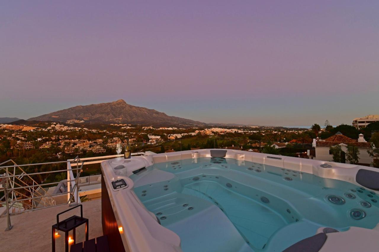 Villa White Nueva Andalucia