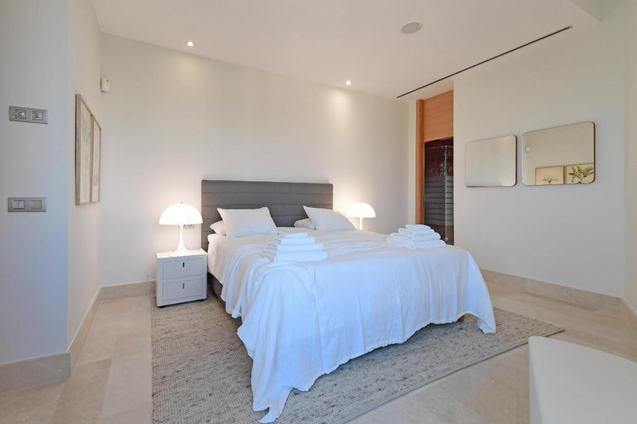 Villa White Nueva Andalucia Marbella